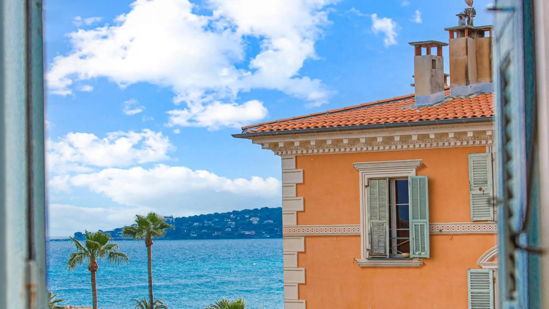 Bastion Ideally Located, Brightness, Sea Views Menton 0*,