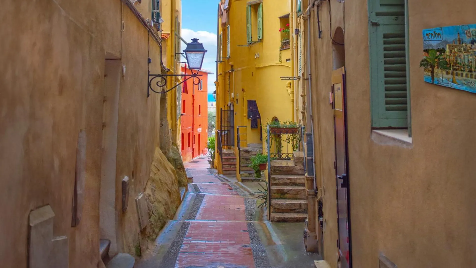 Bastion Ideally Located, Brightness, Sea Views Menton Apart-hotel