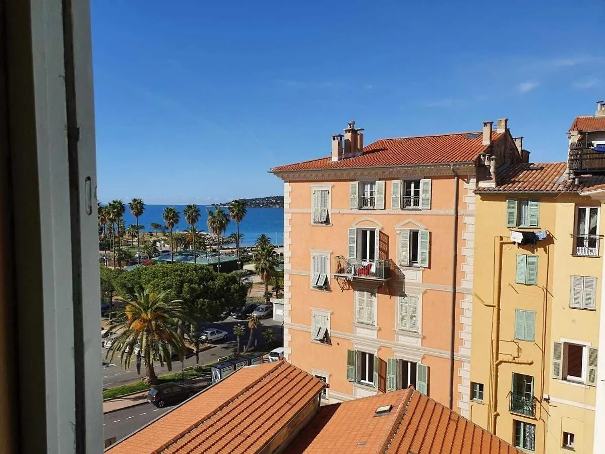 Bastion Ideally Located, Brightness, Sea Views Menton Aparthotel