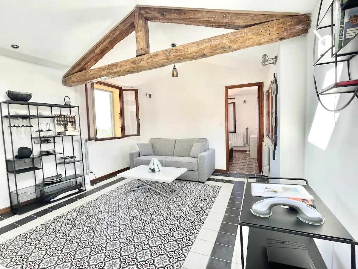 Bastion Ideally Located, Brightness, Sea Views Menton
